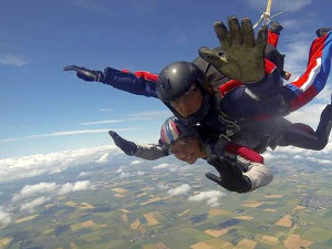 Amy Beadleson skydiving