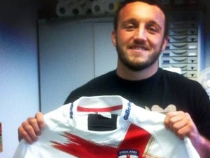 Josh Hodgson with signed Hull KR squad shirt